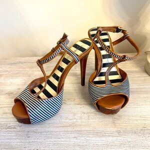 Gianni Bini, size 8, open toed heels.